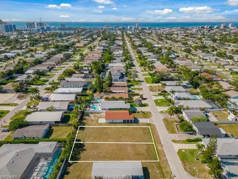 686 97th Ave N, Naples, FL 34108 photo 16