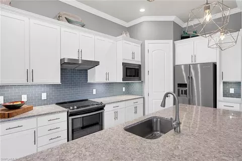 Kitchen - 20992 Corkscrew Shores Blvd, Estero, FL 33928 photo 4 of 4