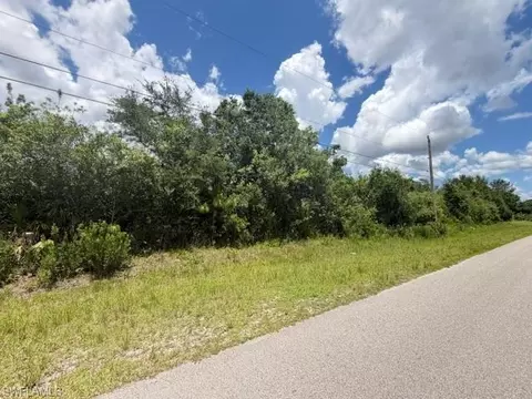 5195 46th St NE, Naples, FL 34120