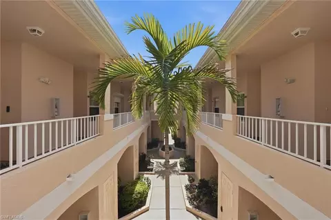 1096 Woodshire Ln #C202, Naples, FL 34105