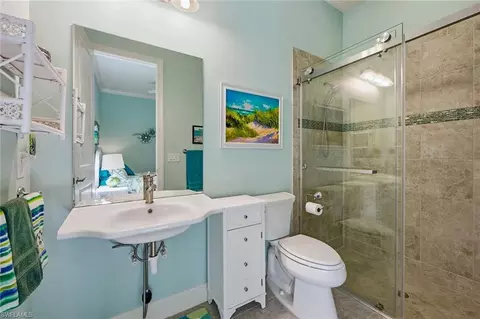 Bath - 9531 Campanile Cir, Naples, FL 34114 photo 3 of 3