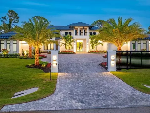 500 Ridge Dr, Naples, FL 34108