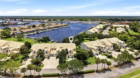 275 Cays Dr #2208, Naples, FL 34114