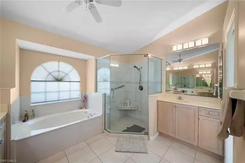 Bath - 3971 Spring Garden Ln, Estero, FL 33928 photo 1 of 4