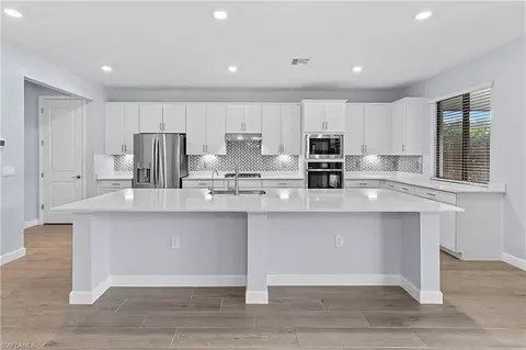 Kitchen - 20475 Napa Loop, Estero, FL 33928 photo 1 of 5