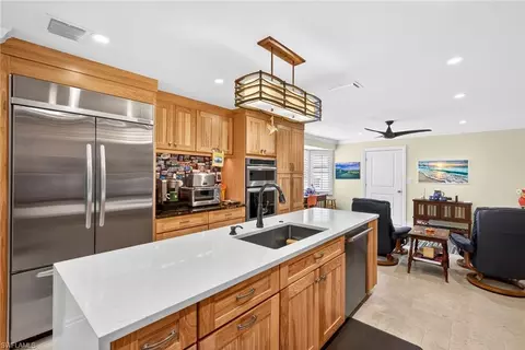 Kitchen - 4030 Crayton Rd #C2, Naples, FL 34103 photo 4 of 6