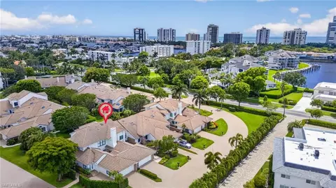 View/Area - 4030 Crayton Rd #C2, Naples, FL 34103 photo 1 of 4