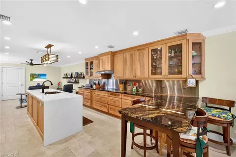 Kitchen - 4030 Crayton Rd #C2, Naples, FL 34103 photo 5 of 6