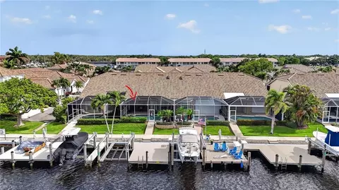 314 Stella Maris Dr S, Naples, FL 34114