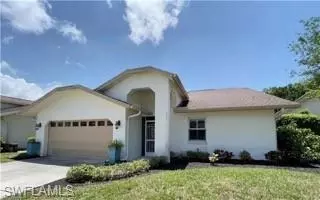 1380 Monarch Cir, Naples, FL 34116