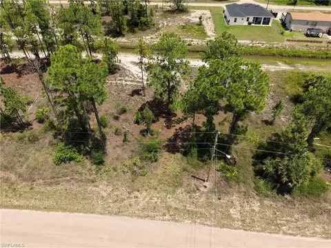 1041 Coleridge St, Lehigh Acres, FL 33974