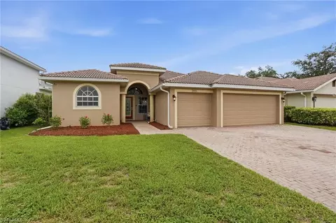 12509 Gemstone Ct, Fort Myers, FL 33913