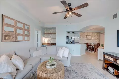 12940 Positano Cir #304, Naples, FL 34105