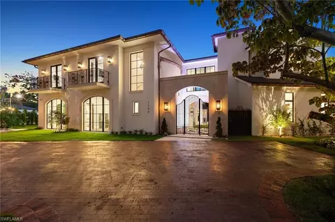1598 Nautilus Rd, Naples, FL 34102