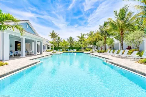 2620 Seychelles Cir #1302, Naples, FL 34112