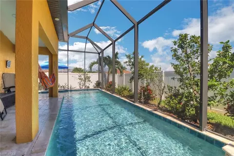109 NW 38th Pl, Cape Coral, FL 33993