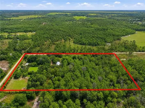 22690 Mulholland Dr, Fort Myers, FL 33913
