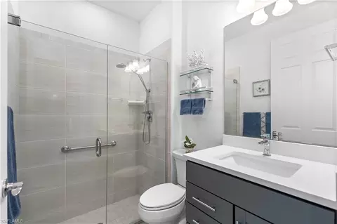Bath - 19511 Utopia Ln, Estero, FL 33928 photo 3 of 3