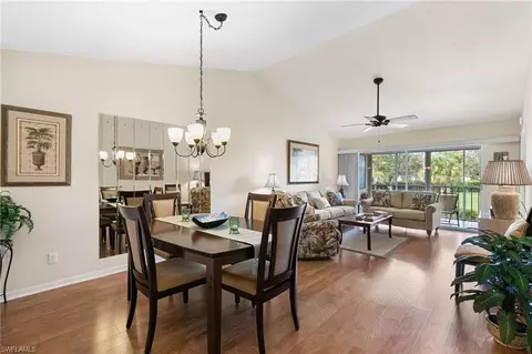 685 Squire Cir #204, Naples, FL 34104