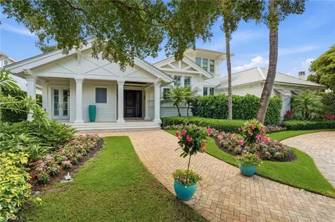 1870 4th St S, Naples, FL 34102 photo 40