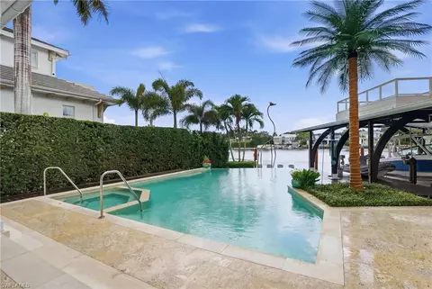 1870 4th St S, Naples, FL 34102 photo 36