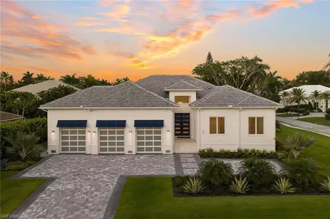 623 Park Shore Dr, Naples, FL 34103