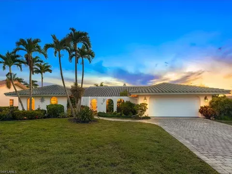 2428 Duchess Ct, Naples, FL 34112