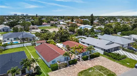 View/Area - 559 105th Ave N, Naples, FL 34108 photo 3 of 5