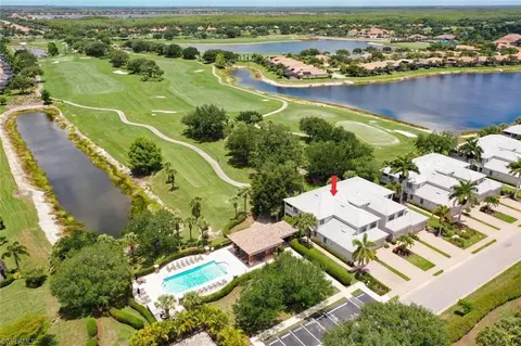 10554 Smokehouse Bay Dr #201, Naples, FL 34120