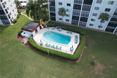 Exterior - 37 High Point Cir E #602, Naples, FL 34103 photo 2 of 3