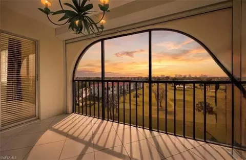 37 High Point Cir E #602, Naples, FL 34103