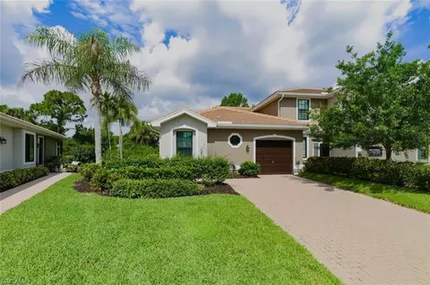 7685 Meadow Lakes Dr #1301, Naples, FL 34104