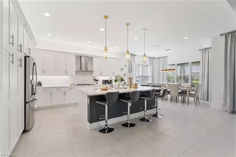 12177 Eucalyptus Way, Naples, FL 34120