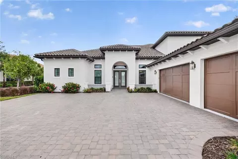 8709 Cavano St, Naples, FL 34119