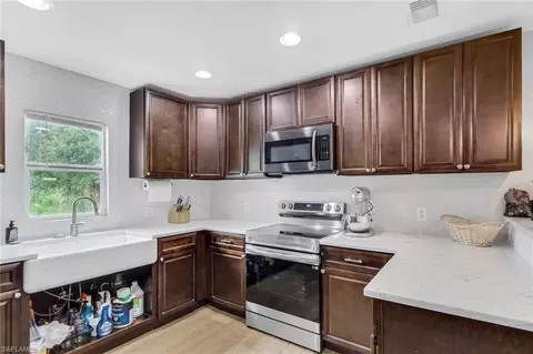 Kitchen - 341 Golden Gate Blvd E, Naples, FL 34120 photo 3 of 3