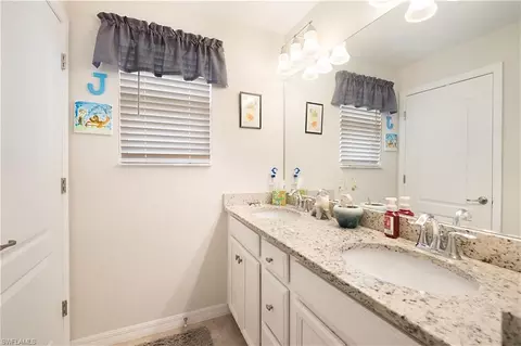 Bath - 2284 Dancy St, Naples, FL 34120 photo 3 of 3