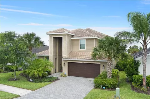 Exterior - 2284 Dancy St, Naples, FL 34120 photo 7 of 10