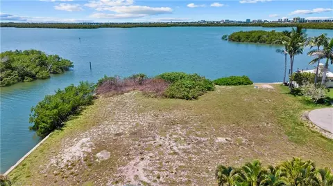 429 San Juan Ave, Naples, FL 34113
