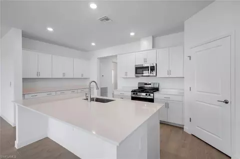 Kitchen - 19232 Gentry Pl, Estero, FL 33928 photo 3 of 4