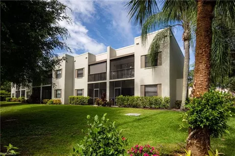 3323 Olympic Dr #711, Naples, FL 34105