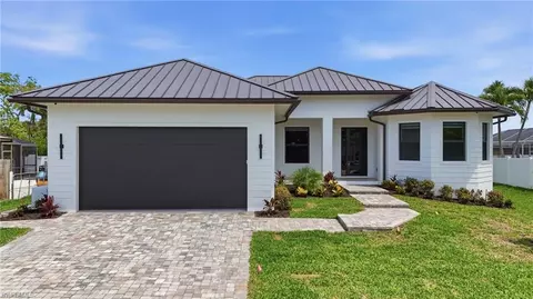 1200 Samoa Ave, Marco Island, FL 34145
