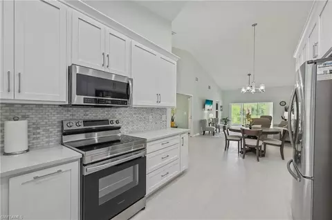 Kitchen - 657 Saint Andrews Blvd, Naples, FL 34113 photo 3 of 4