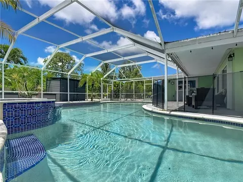 Exterior - 2280 Capri Ct, Naples, FL 34105 photo 8 of 19