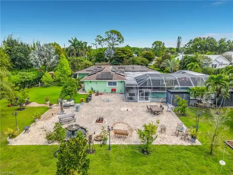 Exterior - 2280 Capri Ct, Naples, FL 34105 photo 15 of 19