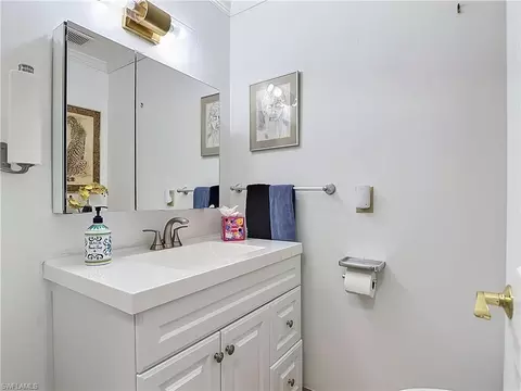 Bath - 2280 Capri Ct, Naples, FL 34105 photo 2 of 4