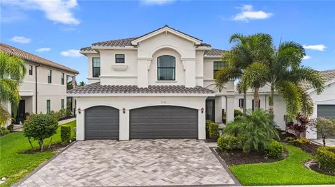 4586 Luminary Ave, Naples, FL 34119