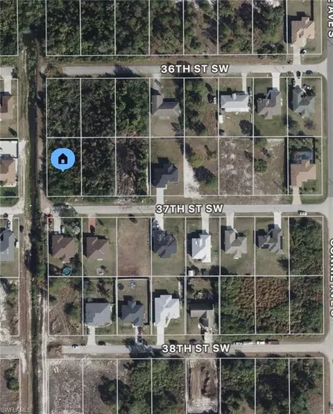 2614 37th St SW, Lehigh Acres, FL 33976
