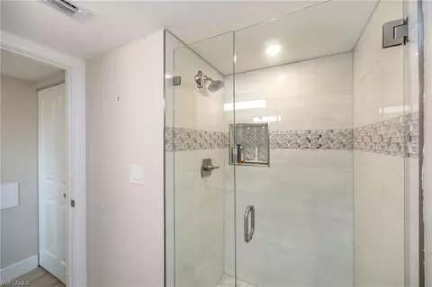 Bath - 29 High Point Cir E #403, Naples, FL 34103 photo 3 of 5
