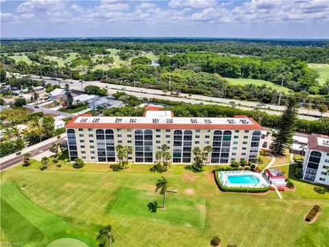 View/Area - 29 High Point Cir E #403, Naples, FL 34103 photo 3 of 5