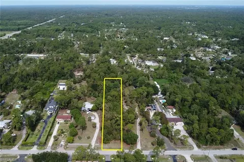 Nnn 12 St Ne, Naples, FL 34120